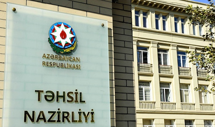 Nazirlik məktəblərdə şagird sıxlığının tənzimlənmə formalarını açıqladı - VİDEO