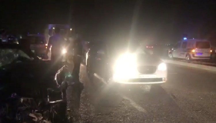Abşeronda iki avtomobil toqquşdu: çoxlu yaralı var