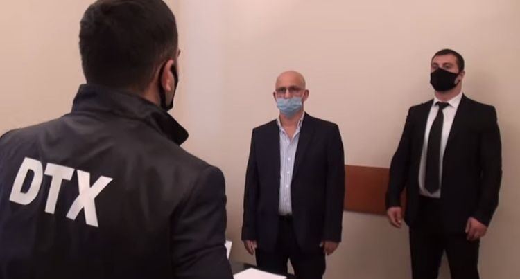 Məhkəmə XİN-nin keçmiş şöbə müdirini həbsdə SAXLADI
