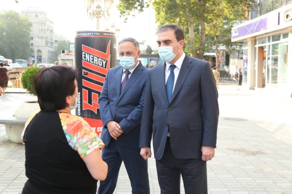 Gəncədə maarifləndirmə xarakterli reydlər davam edir-FOTO