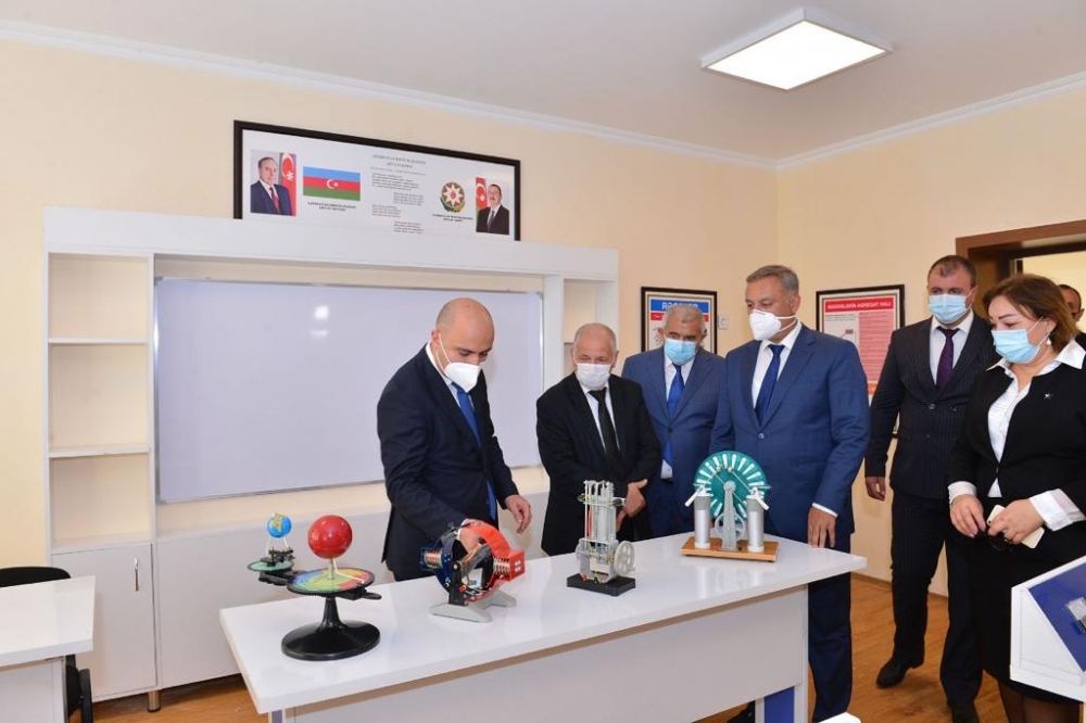 Heydər Əliyev Fondu tərəfindən Tovuz, Qazax, Salyan və Neftçalada inşa və təmir edilən məktəblər - FOTO