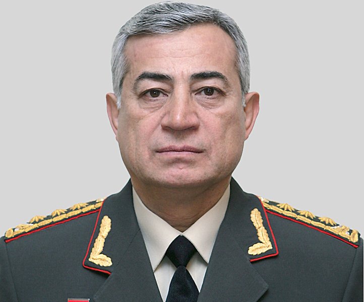 Prezident general Vaqif Axundovla bağlı sərəncam verdi