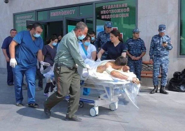 Ermənistanda yaralılar çoxalıb, ağır mülki xəstələrin qəbulu dayandırıldı
