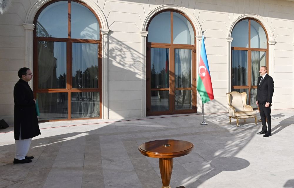 İlham Əliyev Pakistanın səfirini qəbul edib - FOTO
