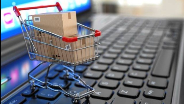 Xaricdən mal sifariş edənlərin NƏZƏRİNƏ