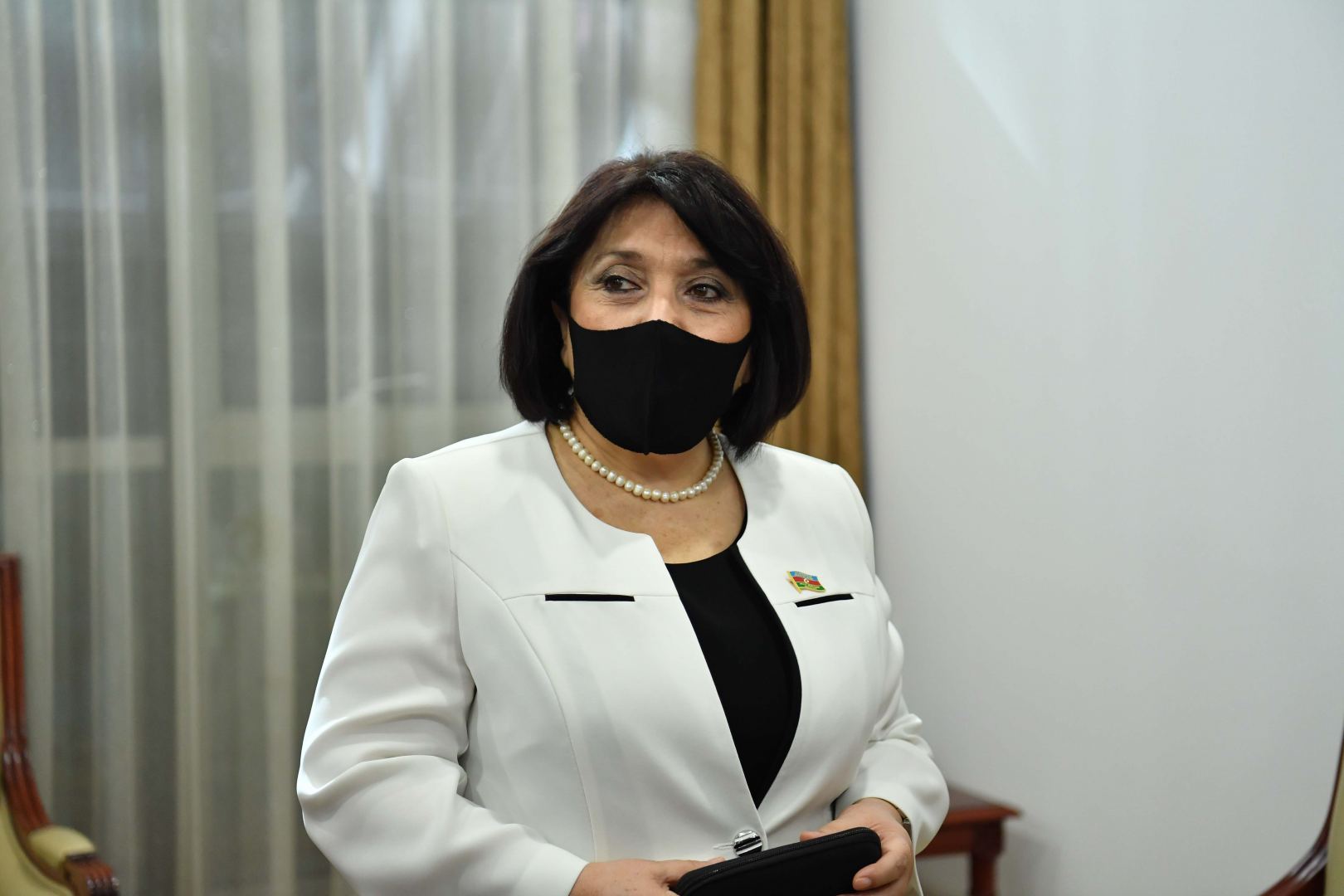 Milli Məclisin sədri brifinq keçirib - FOTO