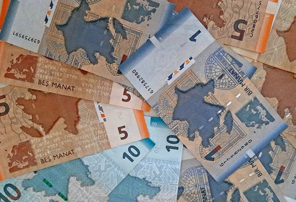 Dolların sabaha olan məzənnəsi AÇIQLANDI