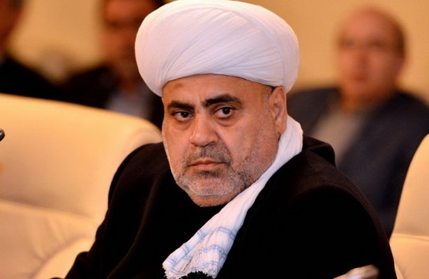 Allahşükür Paşazadə Küveyt səfirliyində əmirə başsağlığı verdi