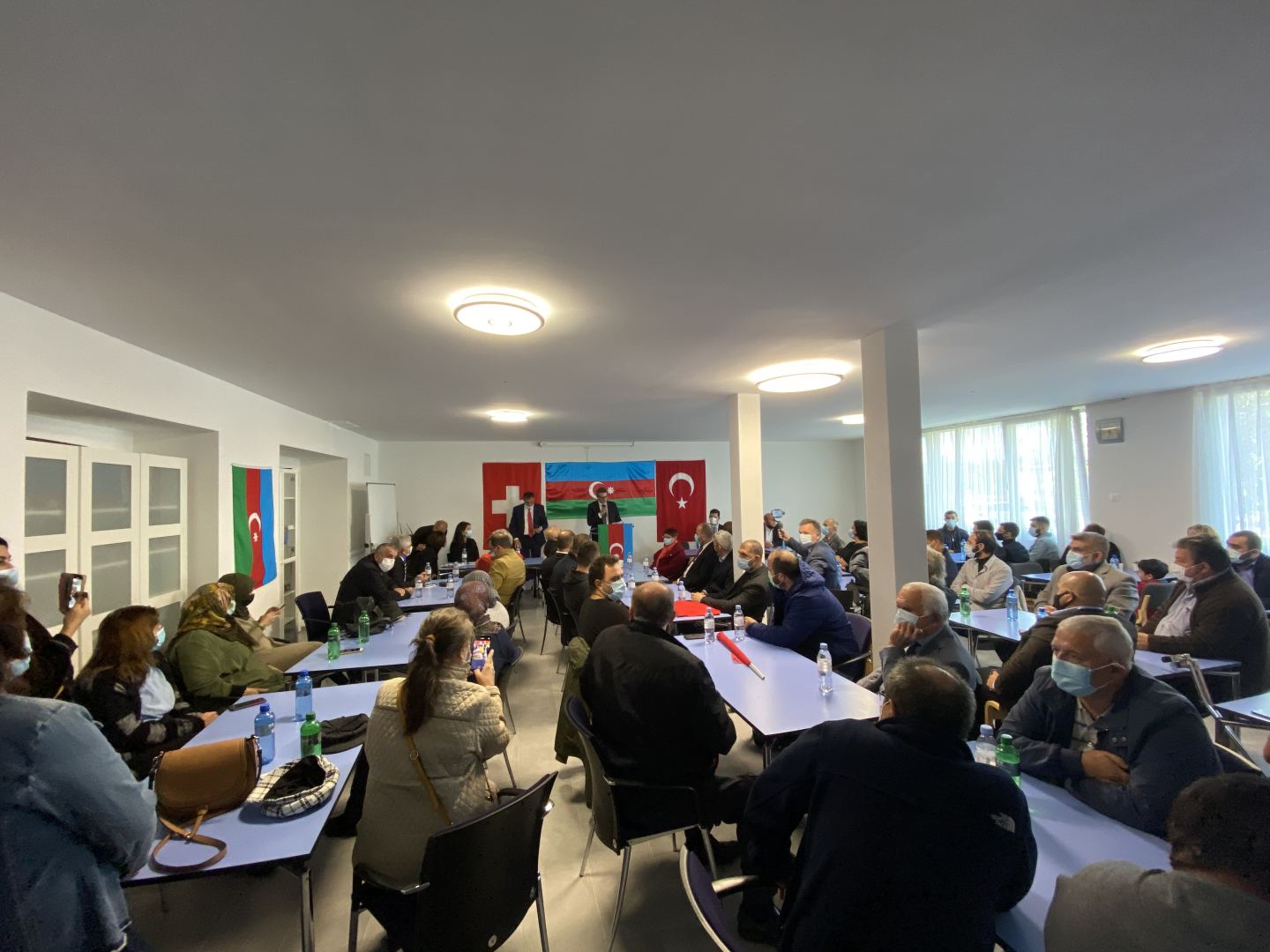 İsveçrədə diasporumuz cəbhədəki vəziyyətlə bağlı tədbirlər keçirib - FOTO