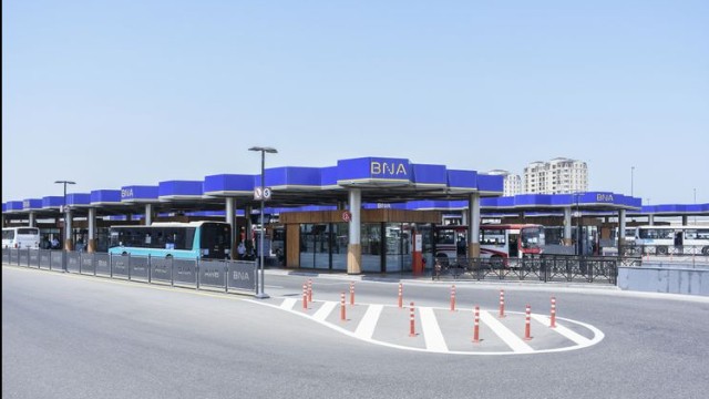 BNA daha 23 yük avtomobilini cəbhəyə yola saldı