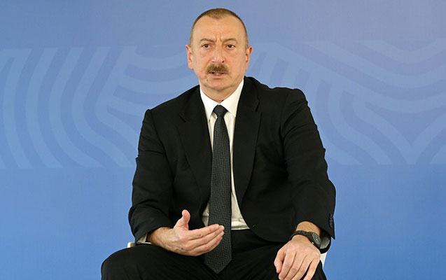 İlham Əliyev Makrondan dəlil-sübut tələb etdi
