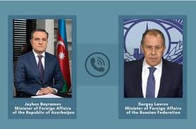 Ceyhun Bayramov Lavrovla cəbhədəki durumu müzakirə etdi