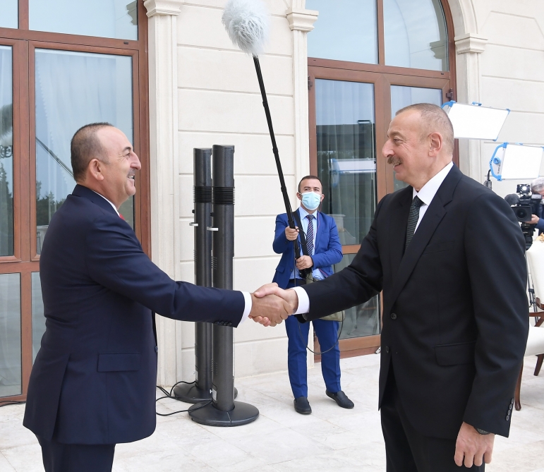 İlham Əliyev Mövlud Çavuşoğlunu qəbul edib - YENİLƏNİB