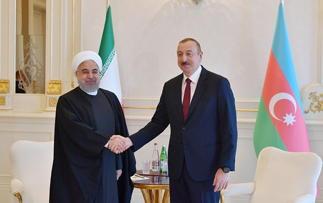 İran Prezidenti İlham Əliyevə zəng vurdu