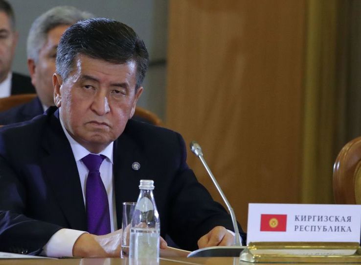 Qırğızıstan prezidenti istefa verməsi üçün şərt irəli sürdü
