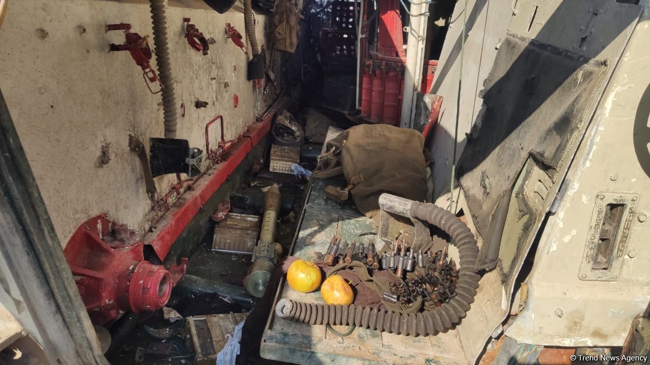 Ordumuz düşmənin daha bir neçə hərbi texnikasını ələ keçirdi - FOTO