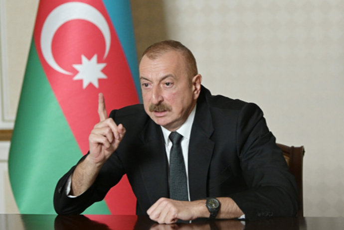 İlham Əliyev: “Bütün cəbhə boyu döyüşlər gedir”