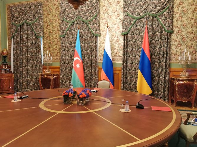 Rusiya, Azərbaycan və Ermənistan XİN başçılarının üçtərəfli görüşü başladı - FOTO