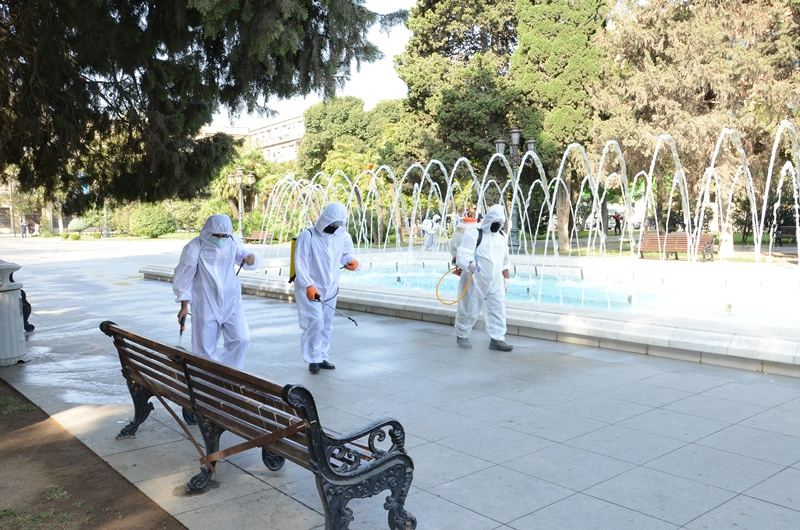 Bakıda növbəti dezinfeksiya işləri aparılır - FOTO