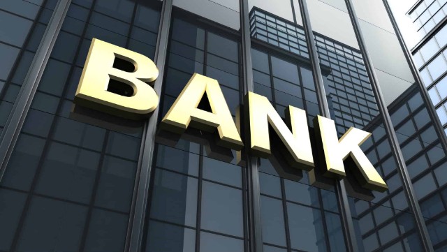 Bağlanan bankların əmanətçilərinə 542 milyon manatdan çox vəsait ödənilib