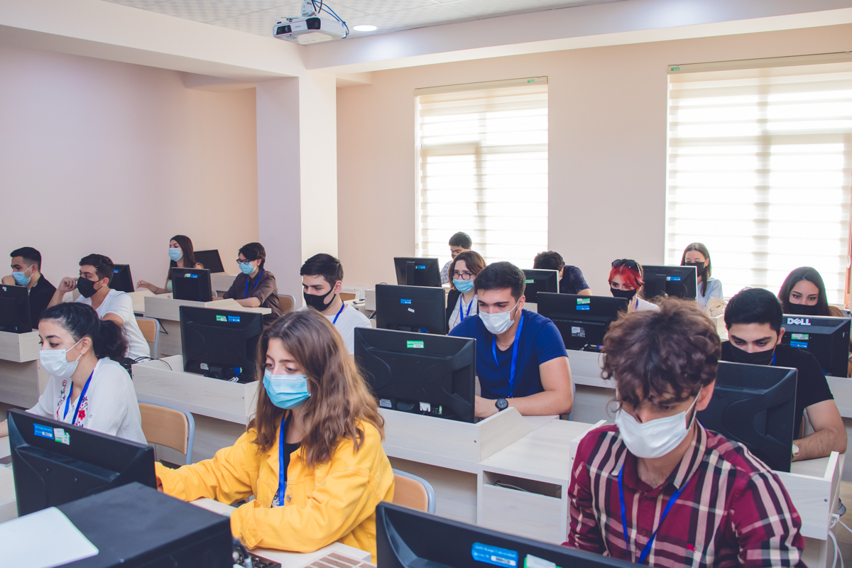 Qərbi Kaspi Universitetinin tələbələri onlayn olimpiadada uğur qazandılar