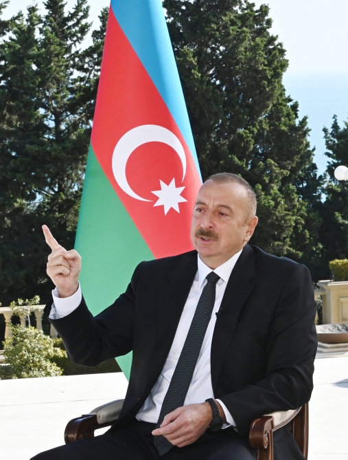 “Türkiyə istehsalı olan SİHA-larla bir milyard dollar dəyərində erməni hərbi texnikası məhv edildi”