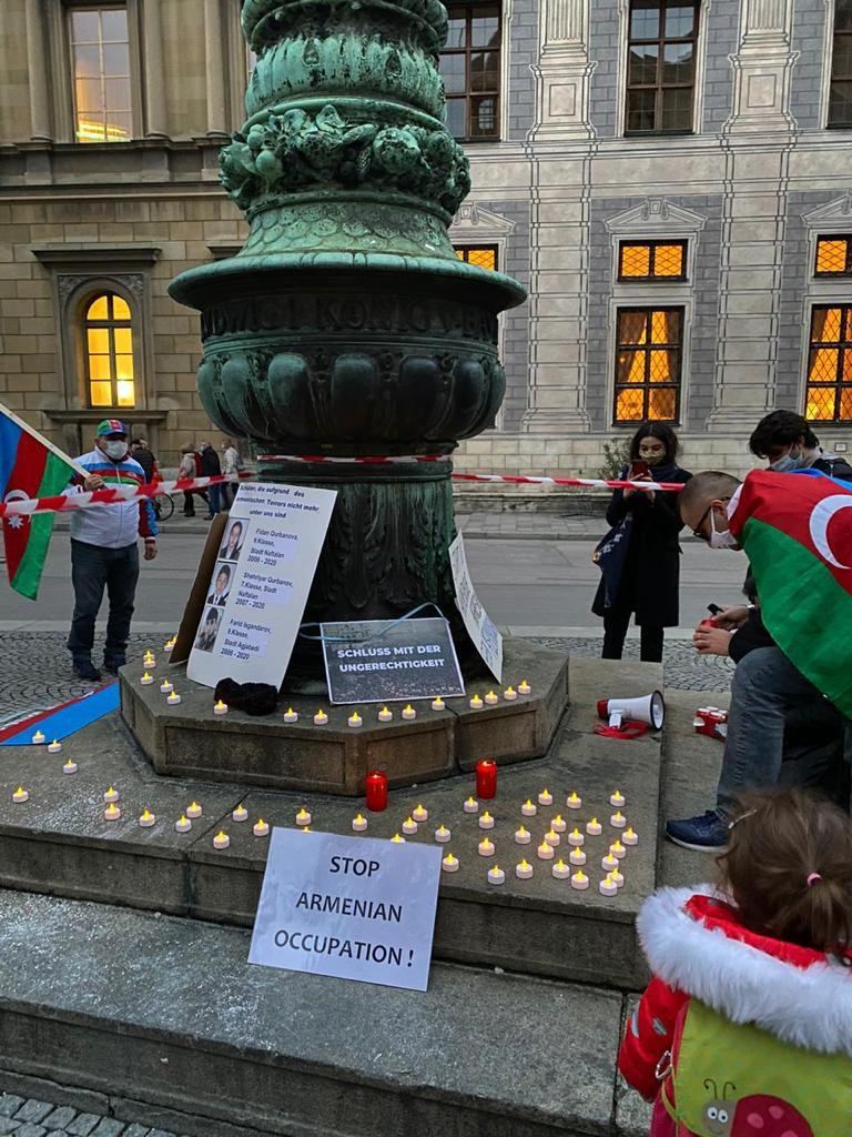 Münhendə erməni terroruna qarşı aksiya - FOTO