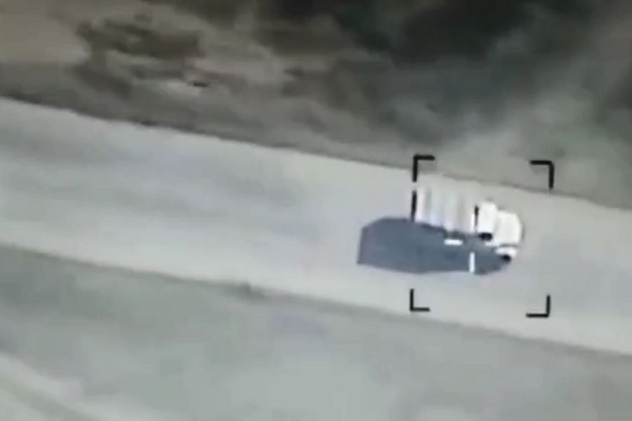Düşmənin məhv edilən zirehli texnikalarının VİDEOGÖRÜNTÜSÜ