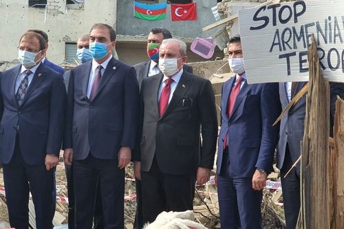 “Onlar tarixə müharibə cinayətlərinin ortaqları kimi düşəcəklər” - Mustafa Şentop