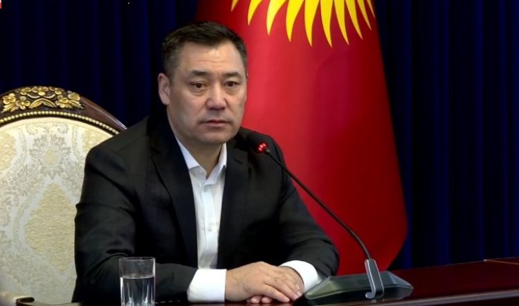 Japarov Qırğızıstan Prezidentinin səlahiyyətlərini qəbul etdi