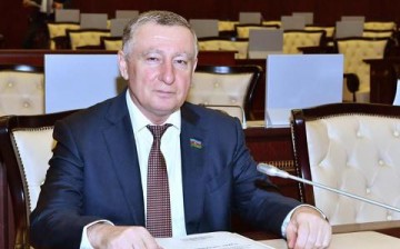 Məşhur Məmmədov: “Müzəffər ordumuz düşmən ordusunu diz çökdürür”