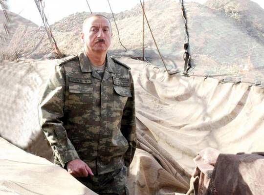 Ali Baş Komandan Qubadlıda fərqlənmiş iki birlik komandirini TƏBRİK ETDİ