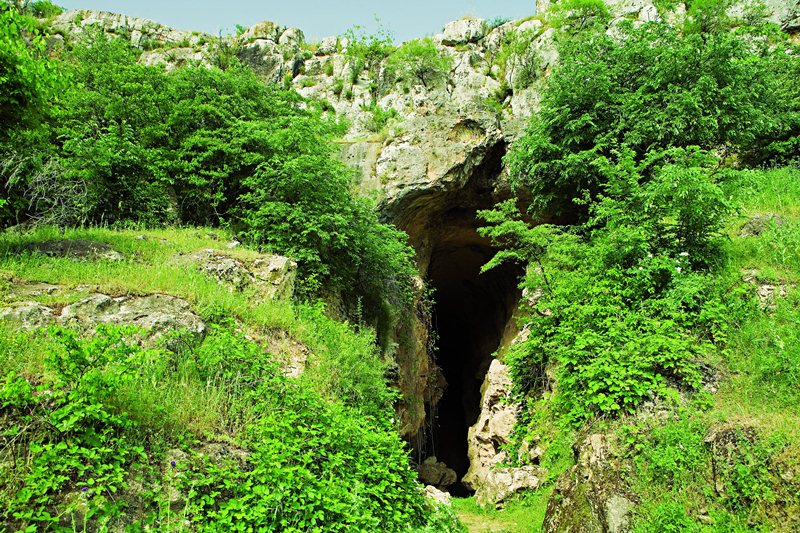 Azıx mağarası ilə bağlı yanlış TƏQDİMAT  