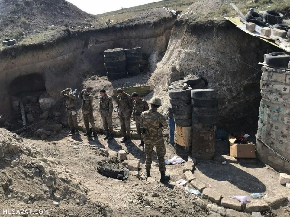 Prezidentin köməkçisi erməni əsirlərdən DANIŞDI
