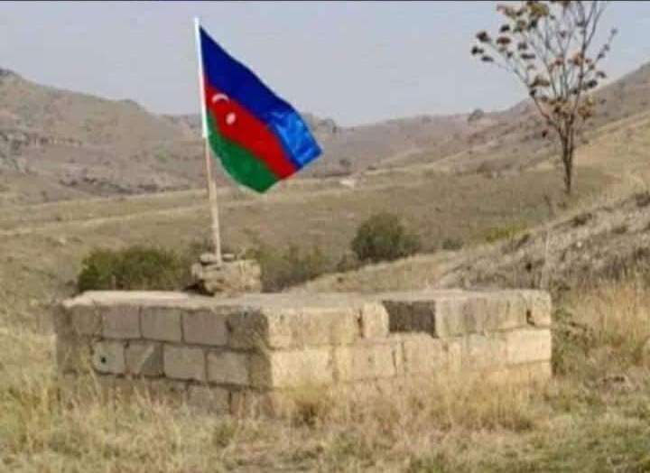 Əliyar Əliyevin Qubadlıdakı məzarına üçrəngli bayraq sancılıb - FOTO