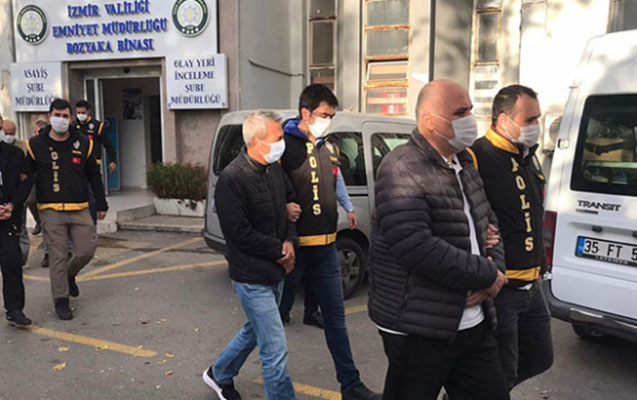 İzmirdə zəlzələdən dağılmış evləri tikənlər HƏBS EDİLDİ