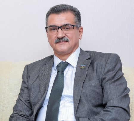 Millət vəkili seçicilərini dinlədi