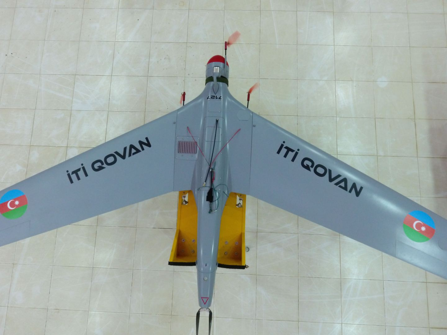 Türkiyə kanalı “İti qovan”ın istehsal prosesindən süjet hazırladı - VİDEO