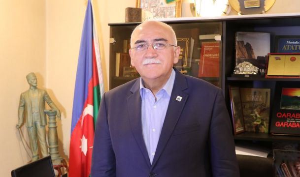 İsa Qəmbər İlham Əliyevi TƏBRİK ETDİ 