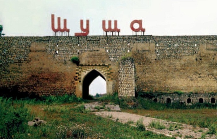 Üçrəngli bayrağımız Şuşada  - ZƏFƏR VİDEOSU