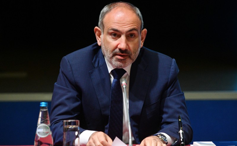Paşinyan orduda kütləvi fərarilik hallarından DANIŞDI