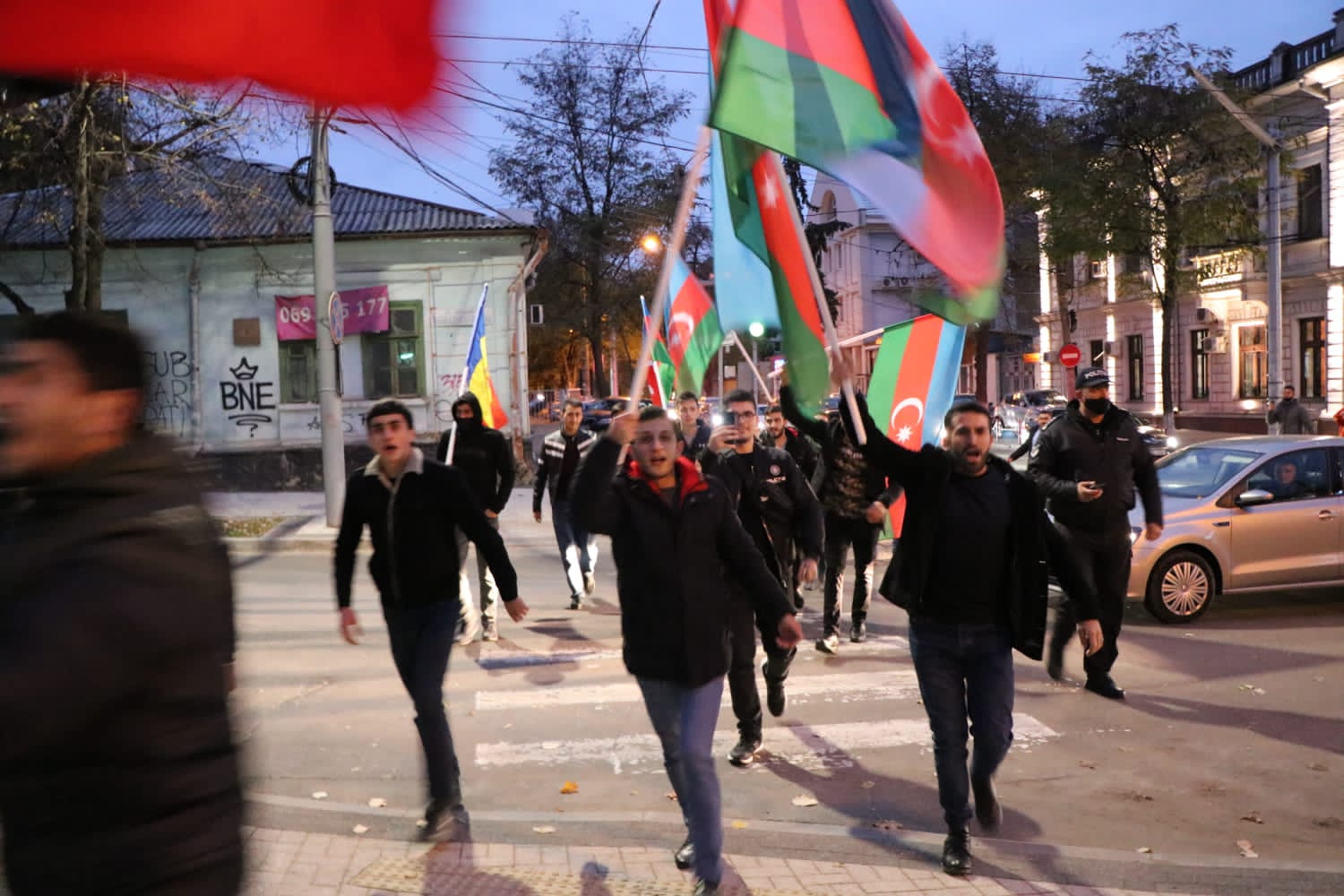 Moldova sakinləri Azərbaycanın tarixi qələbəsini qeyd edib - FOTO