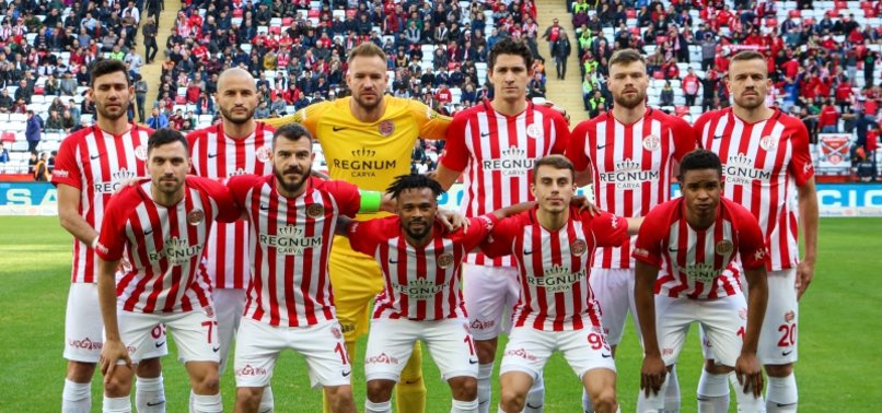“Antalyaspor”un futbolçularında koronavirus aşkarlandı