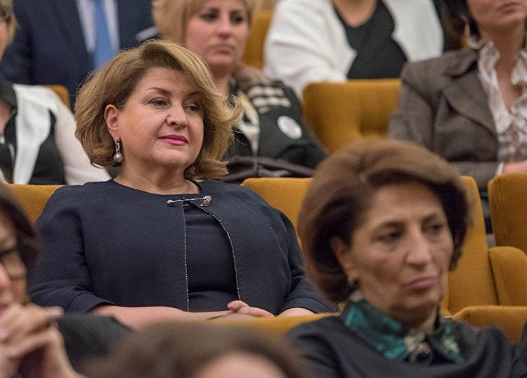 Ermənistanın keçmiş birinci ledisi kritik vəziyyətdədir