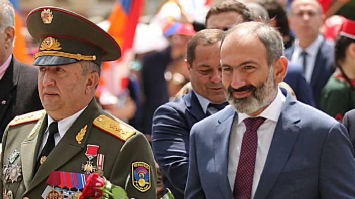 General Akopyan dövlət sirrini yayıb - Ermənistan MN