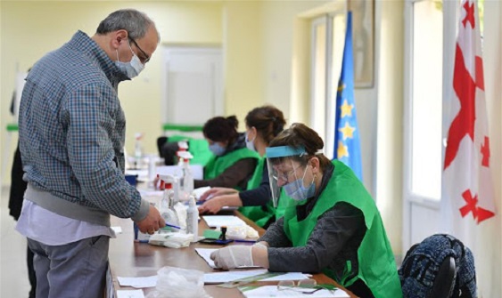 Gürcüstanda parlament seçkiləri başa çatdı