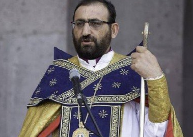 Ermənistanda din xadimi Təhlükəsizlik Xidmətinə çağırıldı
