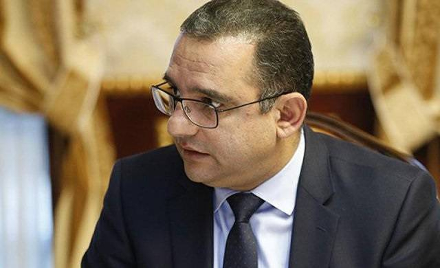 Ermənistanda daha bir nazir istefa verdi