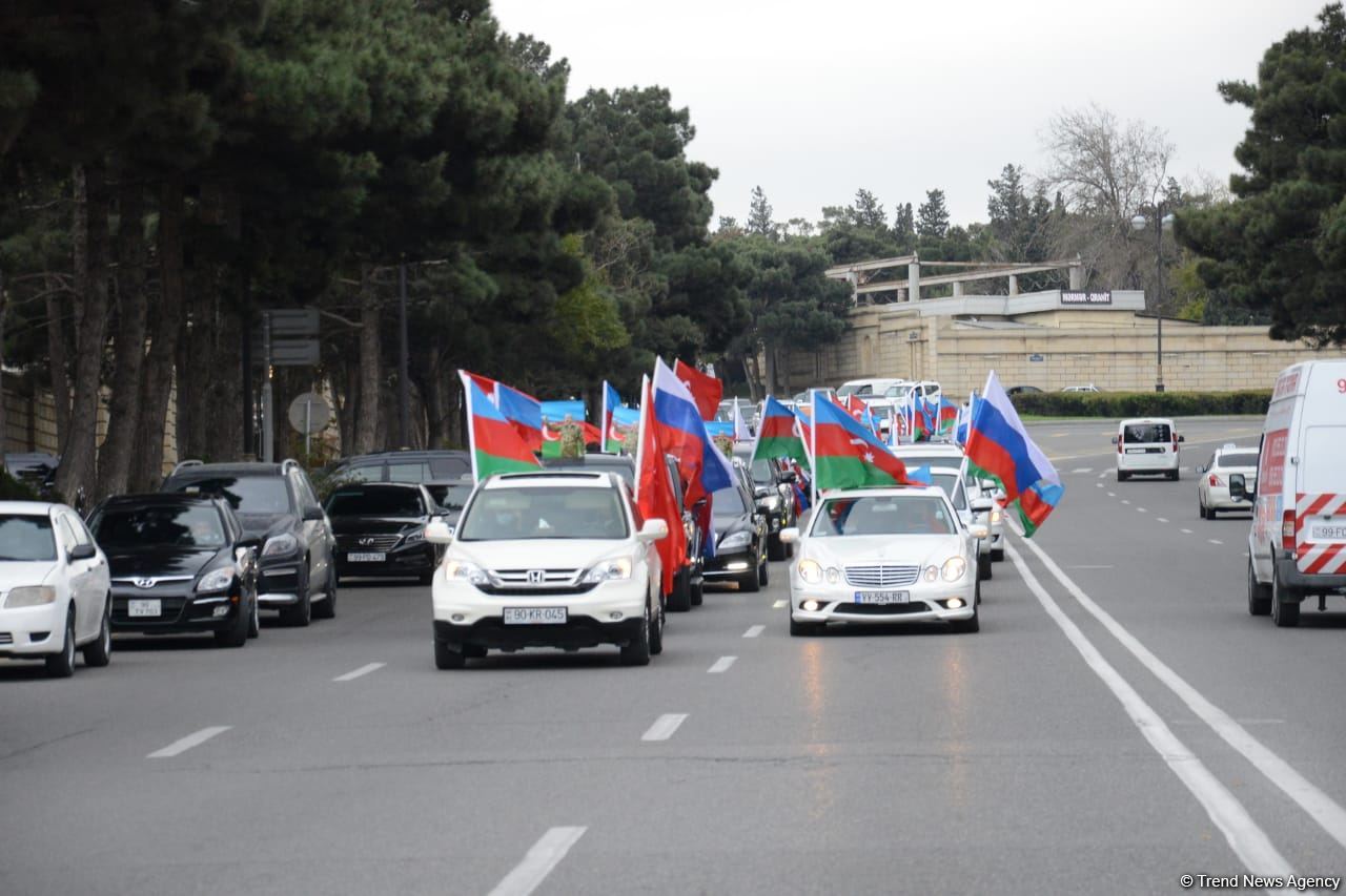 Bakıda Kəlbəcər yürüşü - FOTOLAR