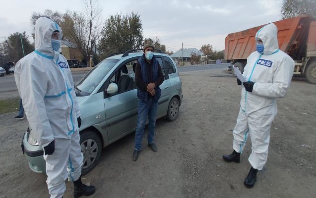 Evdən çıxan ər-arvad koronavirus xəstələri saxlanıldı - VİDEO
